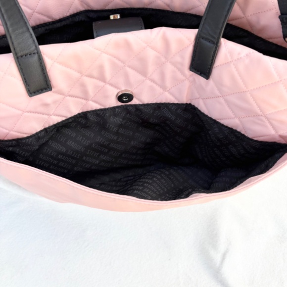 Steve Madden Travel Weekener Tote Bag Blush-Pink - Picture 4 of 12